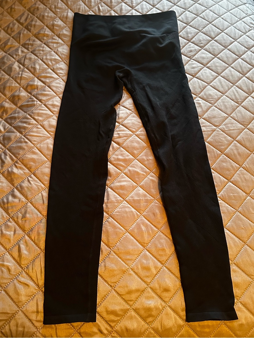 Fabletics Black Seamless High Waisted Leggings Size Medium